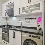 Ulker Апартаменты Стамбул